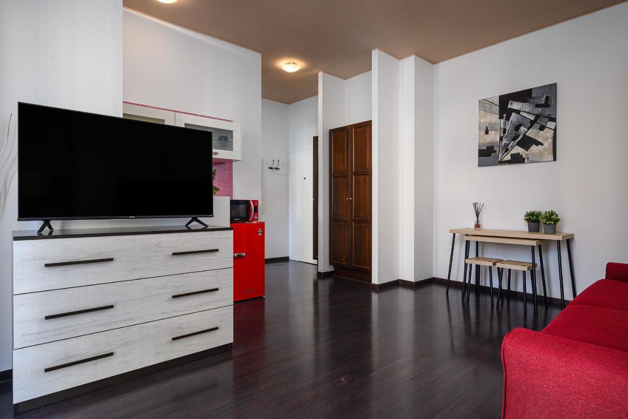 Gressoney 6-Sx - Monolocale Cool Apartment Milan Luaran gambar